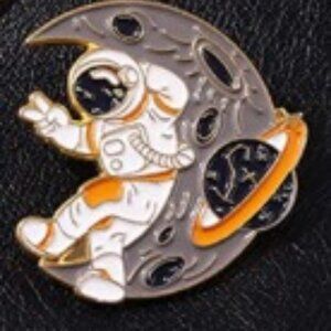 Cute cartoon space theme alloy brooch, including cartoon astronaut and whale-sh